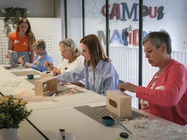 Hersenletsel Dag 2026 – Creatieve workshop, foto 2 van 11